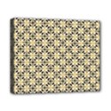 Cute Pretty Elegant Pattern Canvas 10  x 8  View1