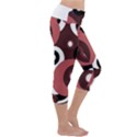 Decorative pattern Capri Yoga Leggings View3