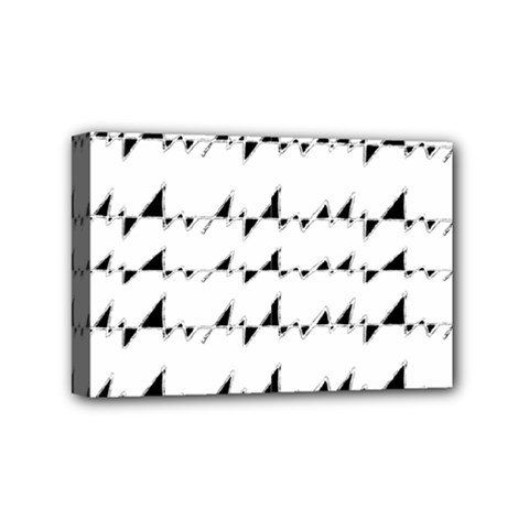 Black And White Wavy Stripes Pattern Mini Canvas 6  X 4  by dflcprints