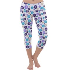 Buttons Chlotes Capri Yoga Leggings by Mariart