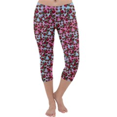 Lazy Cat Ombre Pattern Capri Yoga Leggings by snowwhitegirl