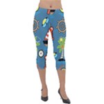 Seamless-pattern-with-sailing-cartoon Lightweight Velour Capri Leggings 