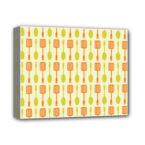 Spatula Spoon Pattern Deluxe Canvas 14  X 11  (stretched) by GardenOfOphir