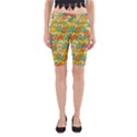 Seamless Pattern With Doodle Bunny Yoga Cropped Leggings View1