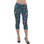 Whimsical Mushrooms pattern Lightweight Velour Capri Leggings 